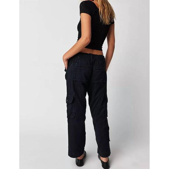 NEW FREE PEOPLE tahiti cargo pants in black - Picture 3 of 4